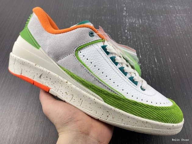 Bmlin Shoes (W) Jordan Retro Low 2 DV6206-183 TITAN 0723
